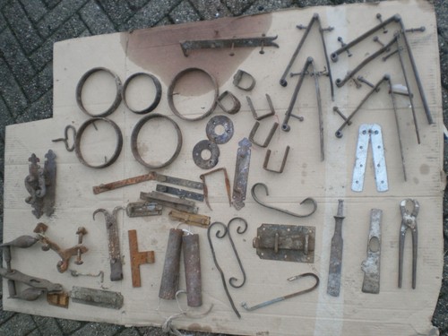 Lotto attrezzi accessori - e,