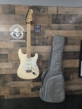 Fender Standard Stratocaster