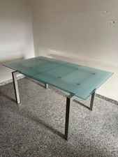 tavolo di vetro allungabile