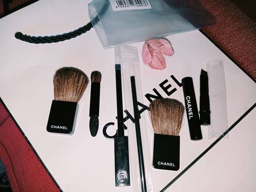 Kit accessori chanel per - di,
