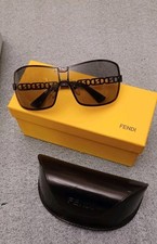 OCCHIALI  DA SOLE FENDI NUOVI