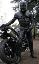 Tuta in pelle da corsa per