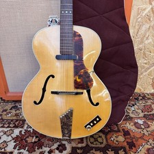 Chitarra Archtop Elettrica