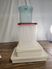 Lot vintage tupperware - of,