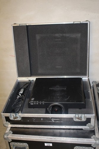 Panasonic dw730elk dlp - *panasonic, pt-dw730elk*dlp