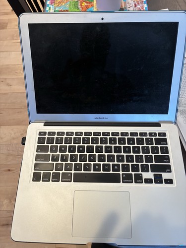Apple macbook air pollici - apple,