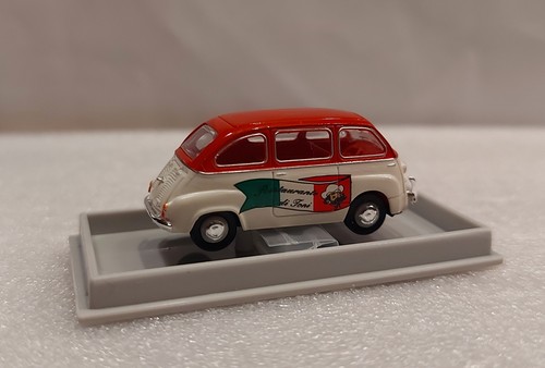 Brekina 33467 fiat 600 - 33467,