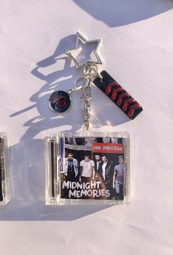 One direction nfc keychain - direction,