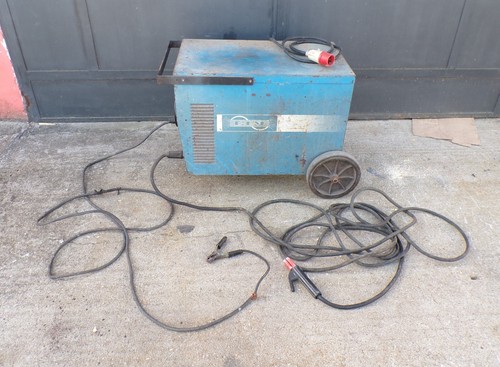 Saldatrice cem 220v - 220v,