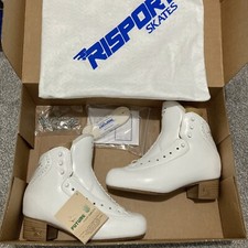 2024 Modello Risport RF3 Pro 245 AA Stivali da pattinaggio figura stretta UK4