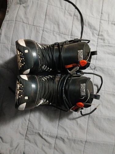 Snowboarding boots - snowboarding,