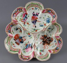 Antico piatto trifoglio rosa