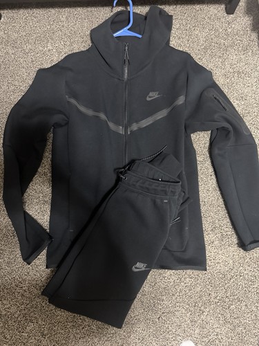 Nike tech set - nike,
