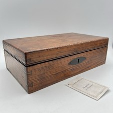 Scatola antica antica in legno