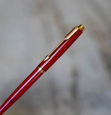 MAGNIFIQUE RARE STYLO BILLE
