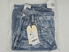 Jeans nuovi con etichette