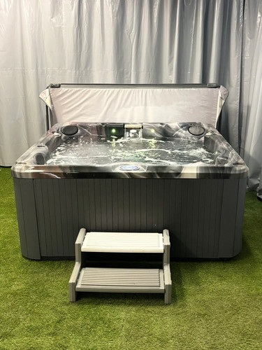Beautiful marble shell jacuzzi - marble,
