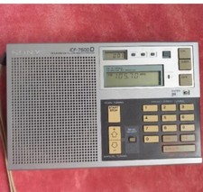 Vintage Sony ICF-7600D Fm / Lw