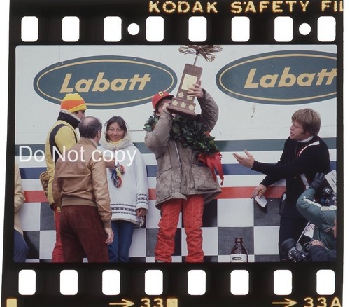 Gilles villeneuve ferrari - gilles,