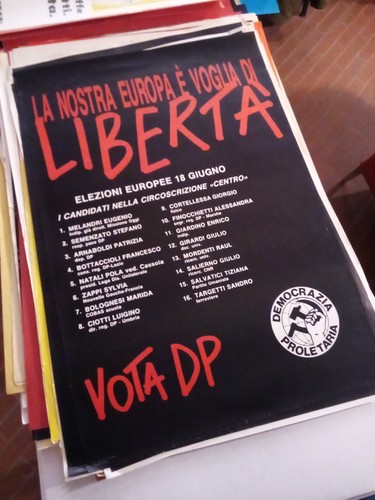 Manifesto democrazia - manifesto,