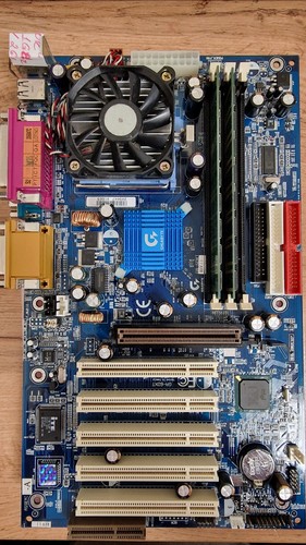 Pacchetto vintage gigabyte - pacchetto,