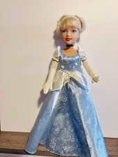 BAMBOLA BABY CENERENTOLA  DISNEY PRINCIPESSA PUPAZZO PER BAMBINE CM38