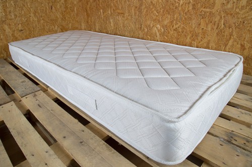 Materasso molle ortopedico - a,
