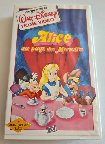 Alice pays des merveilles - pays,