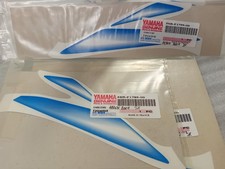COPPIA EMBLEMI  YAMAHA  AEROX cc50 AN.2004 COD.5SB-F1789 5SB-F1799  NUOVO