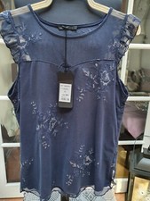 LADIES TOP. BNWT. LARGE