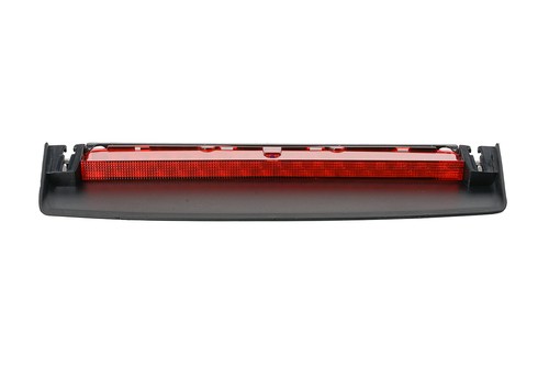 Fanale posteriore terza luce - e,