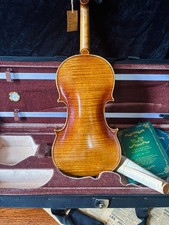 Violino europeo legno - in,
