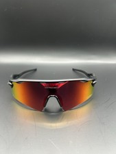 Nuovi occhiali da sole OO9208