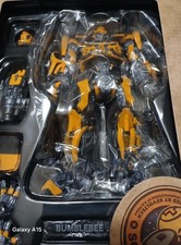 Kaiodo Revoltech Bumblebee 038 Transformers Action Figure Robot