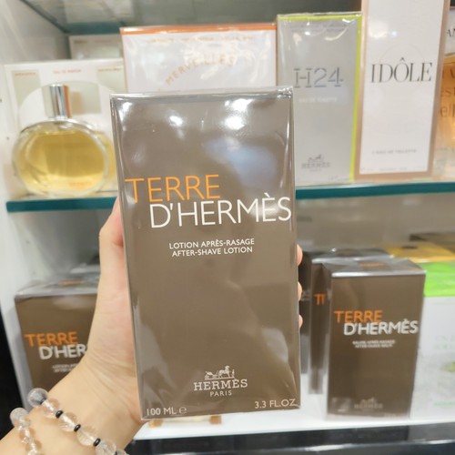 Terre hermes after shave - after,