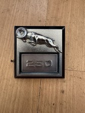 Distintivo ornamento emblema RAM Dodge Ram Van Pickup Truck B250