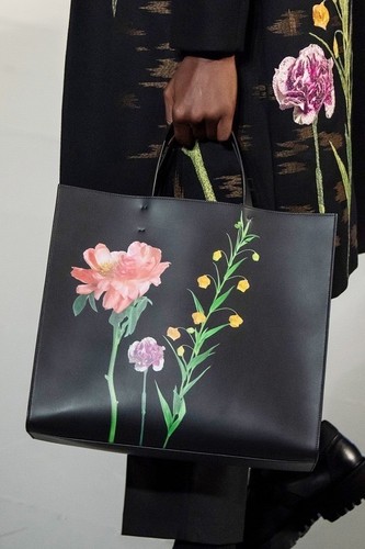 Valentino garavani runway - valentino,