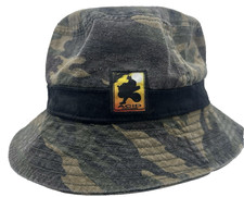 Cappello a secchiello mimetico