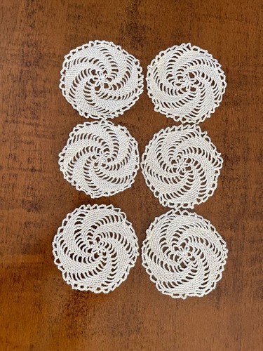 Set centrini sotto - set,