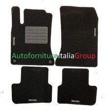 Tappetini auto in moquette su