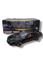 Cavaliere Cavaliere scala 1/18 minicar nero