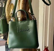 Mini borsa a tracolla Harrods verde in rilievo nuova