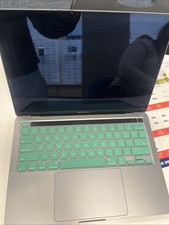 Apple MacBook Pro 13"