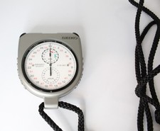 SEIKO Quartz Handheld Chrono -