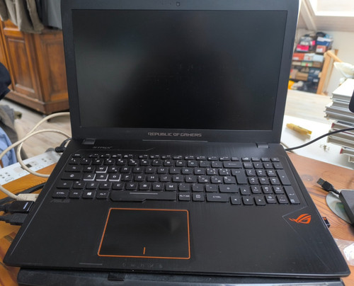 Asus rog strix gl553vc - rog, gaming