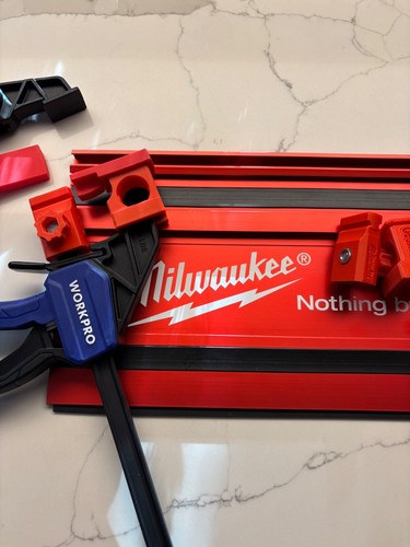 Milwaukee binario guida
