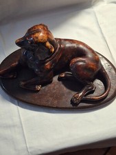 Soprammobile cane levriero o