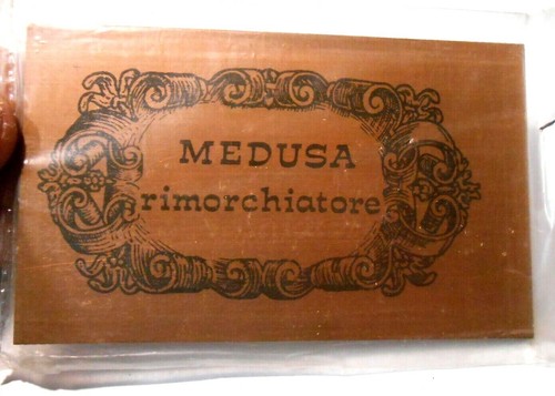Amati targhetta metallo - in,