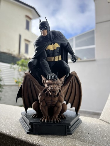 Batman gargoyle - batman, su