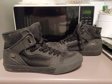 SUPRA VAIDER SKATEBOARDING